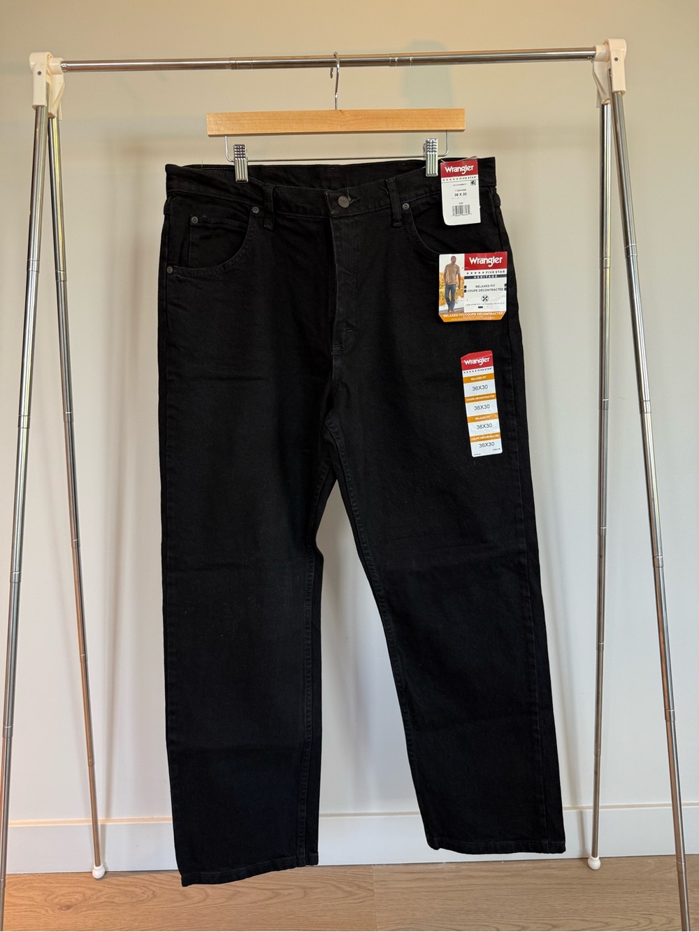 Wrangler Men’s Black Straight Jeans - Classic Five-Pocket